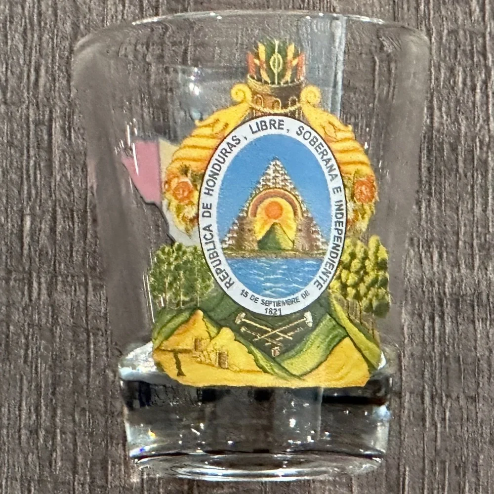 💞 New Republic of Honduras Souvenir Shot Glass